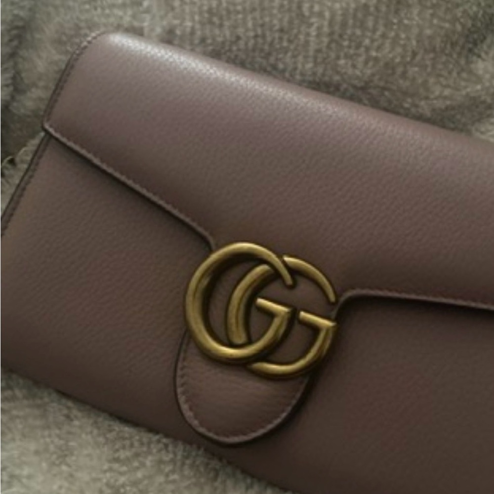 Gucci Matelassé Leather Crossbody Bag - Mauve
